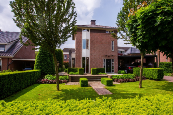 BTW-belaste verhuur werkkamer en garage ondanks enig privégebruik